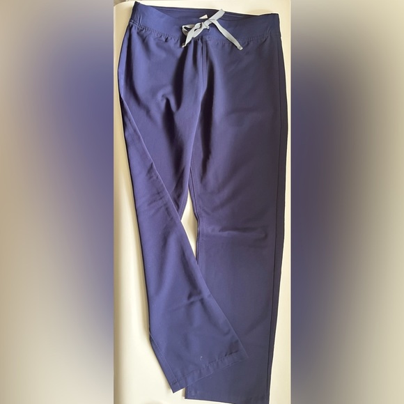 Figs basic scrub pants. - Picture 2 of 2